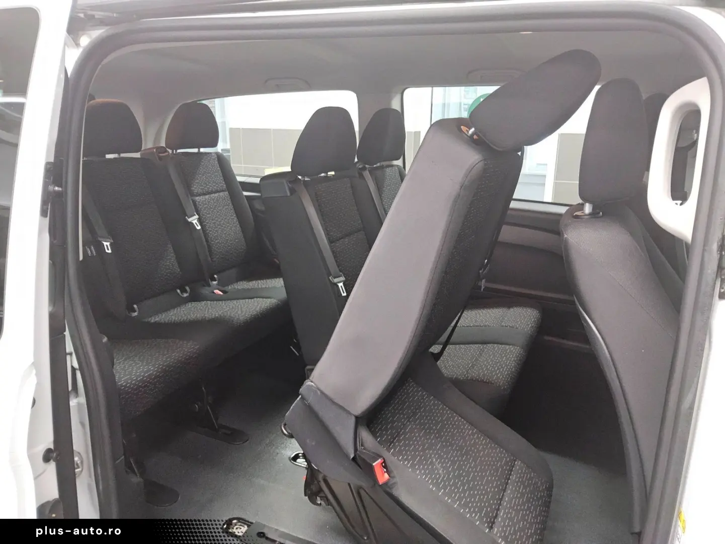 MERCEDES-BENZ Vito CDI Tourer Pro Extralang 8-Sitze