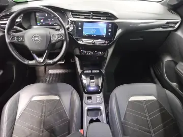 OPEL Corsa-e GS Line LED 180