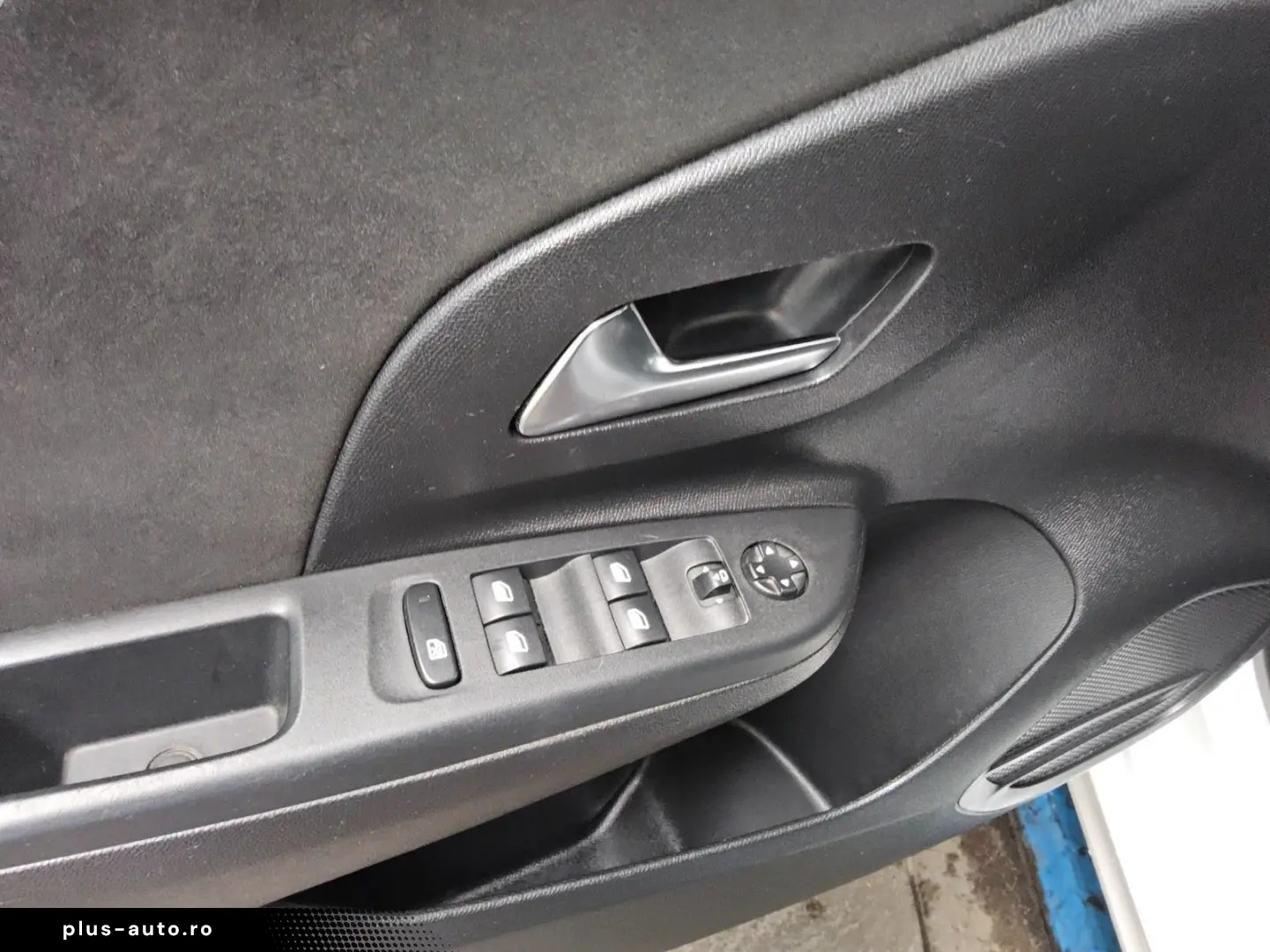 OPEL Corsa-e GS Line LED 180