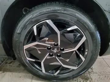 HYUNDAI IONIQ 5 Navi LED ACC