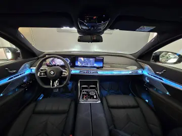 BMW 740d xDrive M Packet Maxton Design