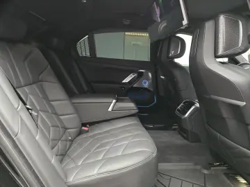 BMW 740d xDrive M Packet Maxton Design