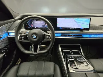 BMW 740d xDrive M Packet Maxton Design