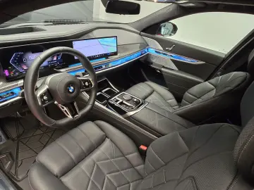 BMW 740d xDrive M Packet Maxton Design