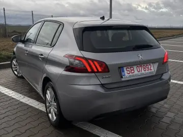 Peugeot 308 PureTech 110 Stop & Start Active Pack