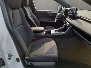 TOYOTA RAV4 Plug-In Hybrid 4X4