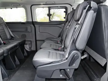 Ford Tourneo Custom Titanium Limited L1