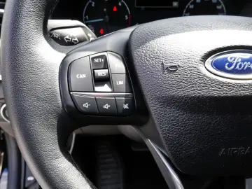 Ford Tourneo Custom Titanium Limited L1