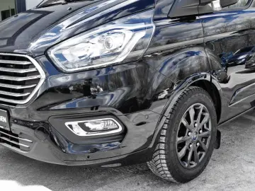 Ford Tourneo Custom Titanium Limited L1
