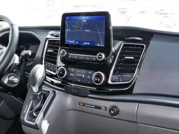 Ford Tourneo Custom Titanium Limited L1