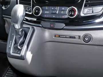 Ford Tourneo Custom Titanium Limited L1