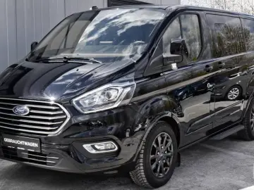 Ford Tourneo Custom Titanium Limited L1