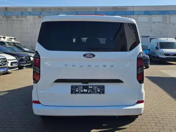 Ford Tourneo Custom 320 L2 Tourneo Titanium Camera