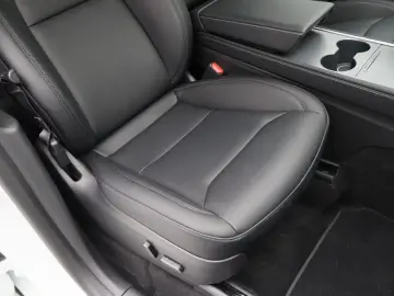 TESLA Model Y Long Range AWD 351CP AUTOPILOT