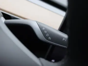 TESLA Model Y Long Range AWD 351CP AUTOPILOT