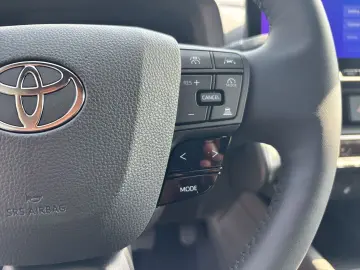 TOYOTA C-HR Plug-In Hybrid FWD