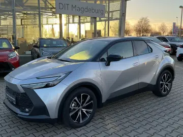 TOYOTA C-HR 1.8 Team D