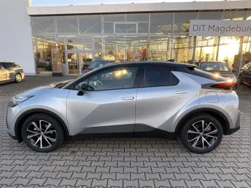 TOYOTA C-HR 1.8 Team D