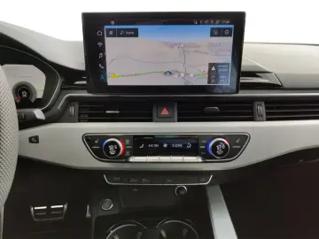 AUDI A4 Limousine 35 TFSI S tronic S line