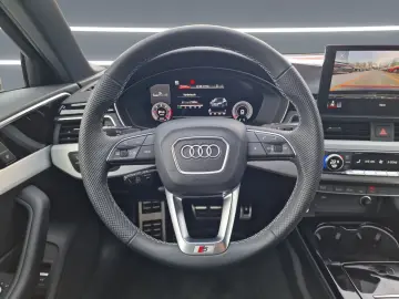 AUDI A4 Limousine 40 TDI qu S line