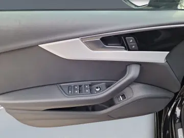 AUDI A4 Limousine 40 TDI qu S line