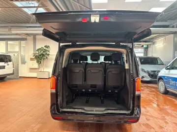 MERCEDES-BENZ V 300 d extralang neues Modell Allrad Standh.