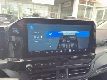 Ford Tourneo Custom 2.0 Titanium