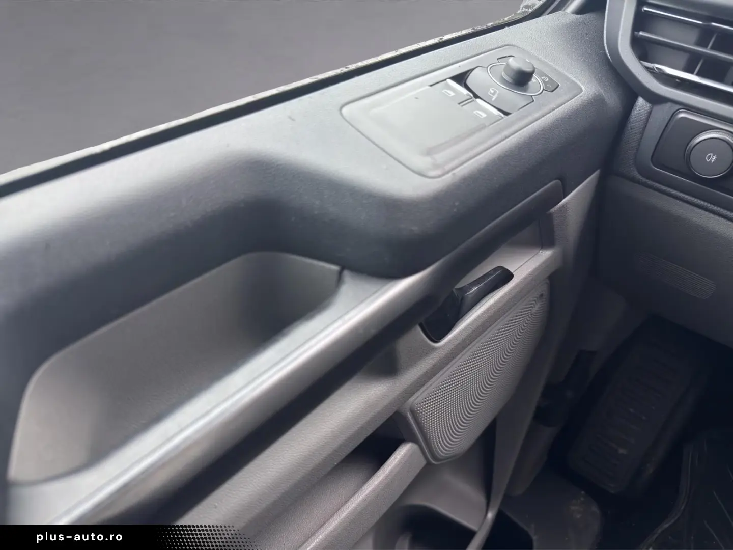 Ford Tourneo Custom 2.0 Titanium