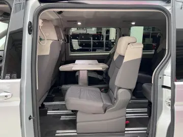 VW T7 Multivan DSG Navi Sitzhzg Kamera LED