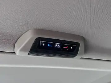 VW T7 Multivan DSG Navi Sitzhzg Kamera LED