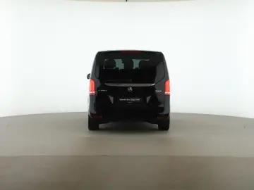 MERCEDES-BENZ V 300 d Avant Extralang 4M AHK Distr. 360