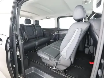 MERCEDES-BENZ V 300 d Avant Extralang 4M AHK Distr. 360