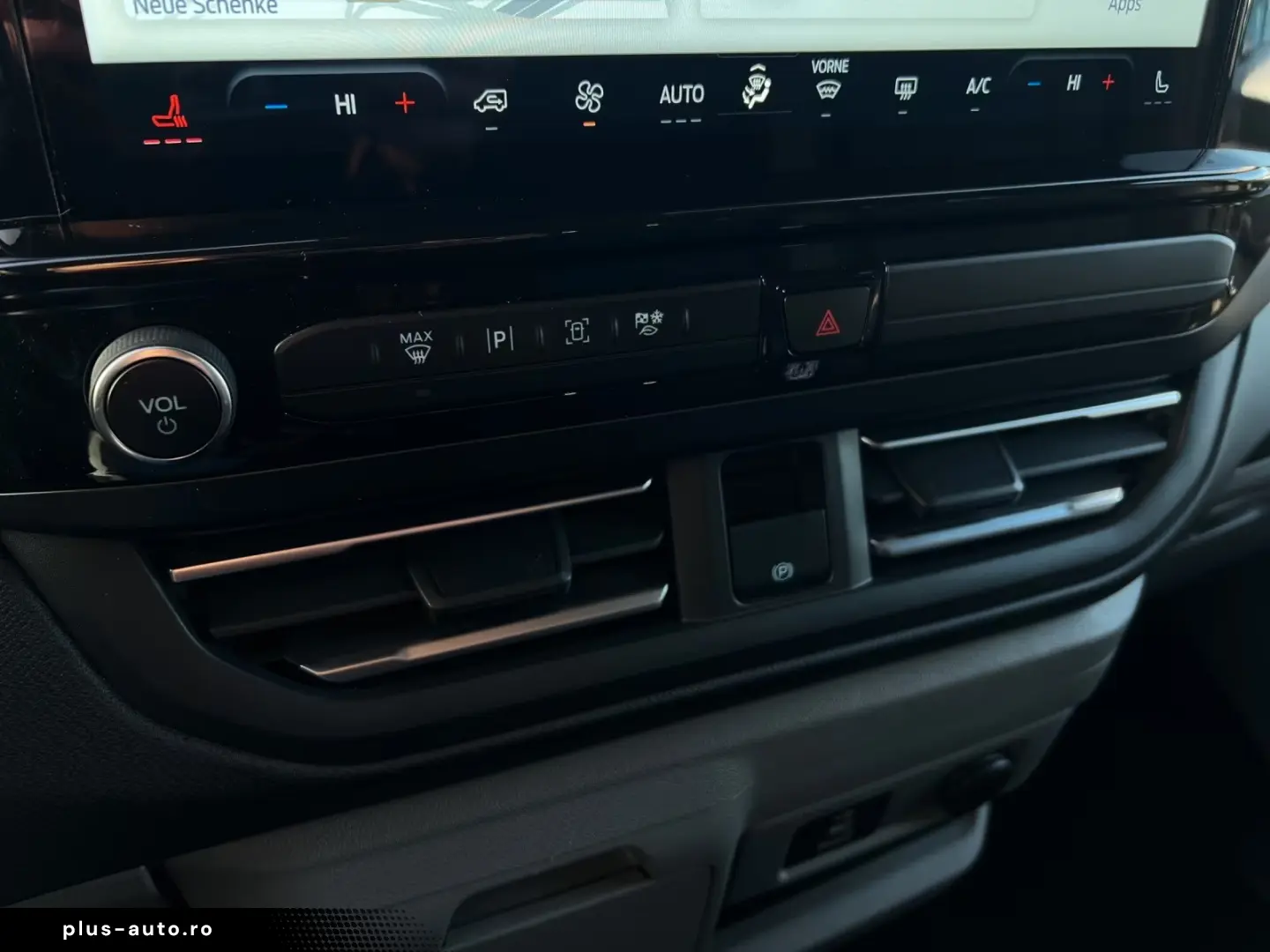 Ford Tourneo Custom 2.0 EcoBlue 320 L2 Titanium FWD