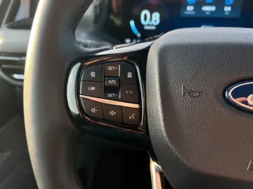 Ford Tourneo Custom 2.0 EcoBlue 320 L2 Titanium FWD