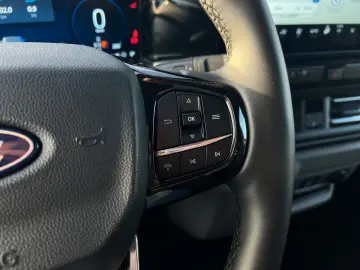 Ford Tourneo Custom 2.0 EcoBlue 320 L2 Titanium FWD