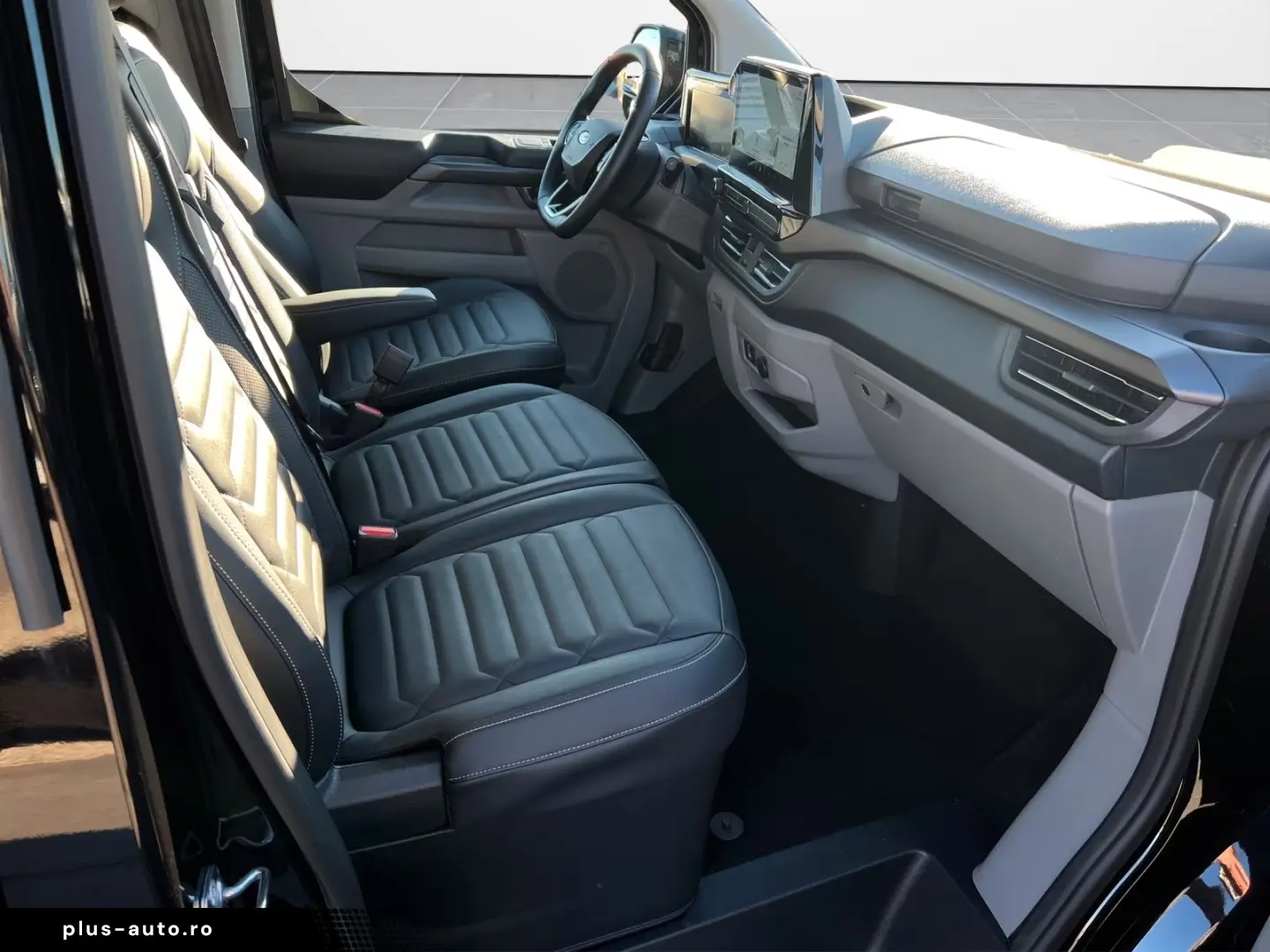 Ford Tourneo Custom 2.0 EcoBlue 320 L2 Titanium Autom