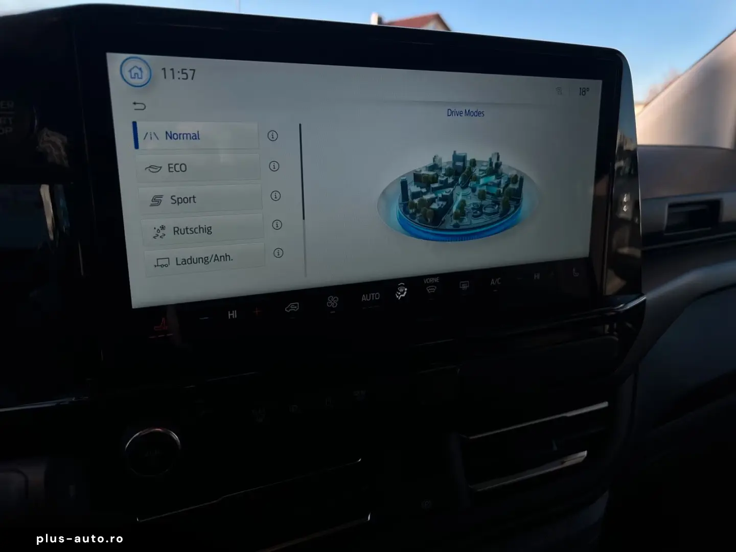 Ford Tourneo Custom 2.0 EcoBlue 320 L2 Titanium Autom