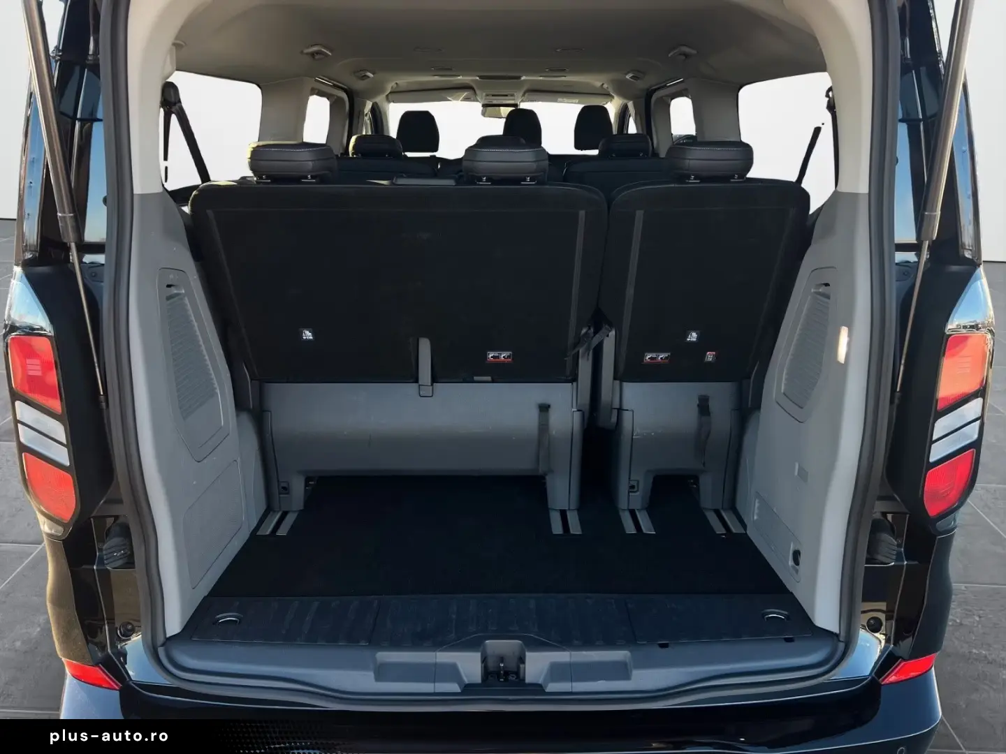 Ford Tourneo Custom 2.0 EcoBlue 320 L2 Titanium Autom