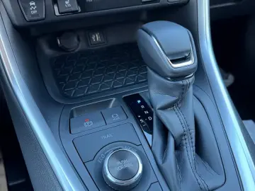 Toyota RAV 4 2.5 VVT-i Hybrid 4x4