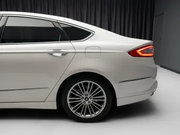 Ford Mondeo VIGNALE - Hybrid