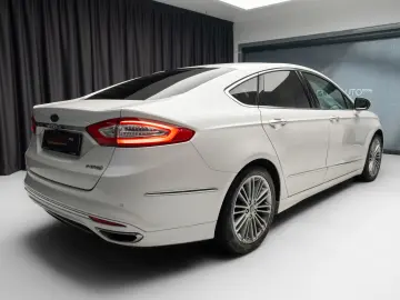 Ford Mondeo VIGNALE - Hybrid