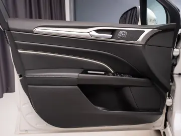 Ford Mondeo VIGNALE - Hybrid