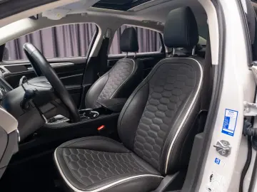 Ford Mondeo VIGNALE - Hybrid