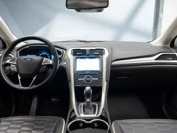 Ford Mondeo VIGNALE - Hybrid