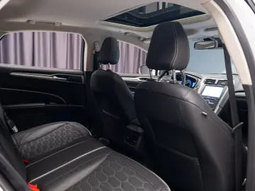 Ford Mondeo VIGNALE - Hybrid