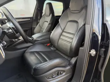 PORSCHE Cayenne E-Hy Plat Ed NighVis 18WayVentilS 360 AirSus