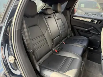 PORSCHE Cayenne E-Hy Plat Ed NighVis 18WayVentilS 360 AirSus