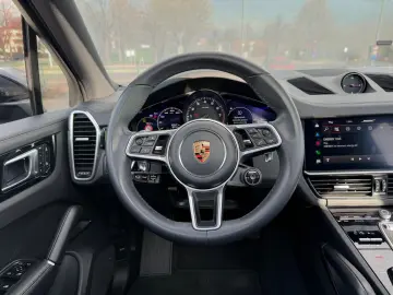 PORSCHE Cayenne E-Hy Plat Ed NighVis 18WayVentilS 360 AirSus