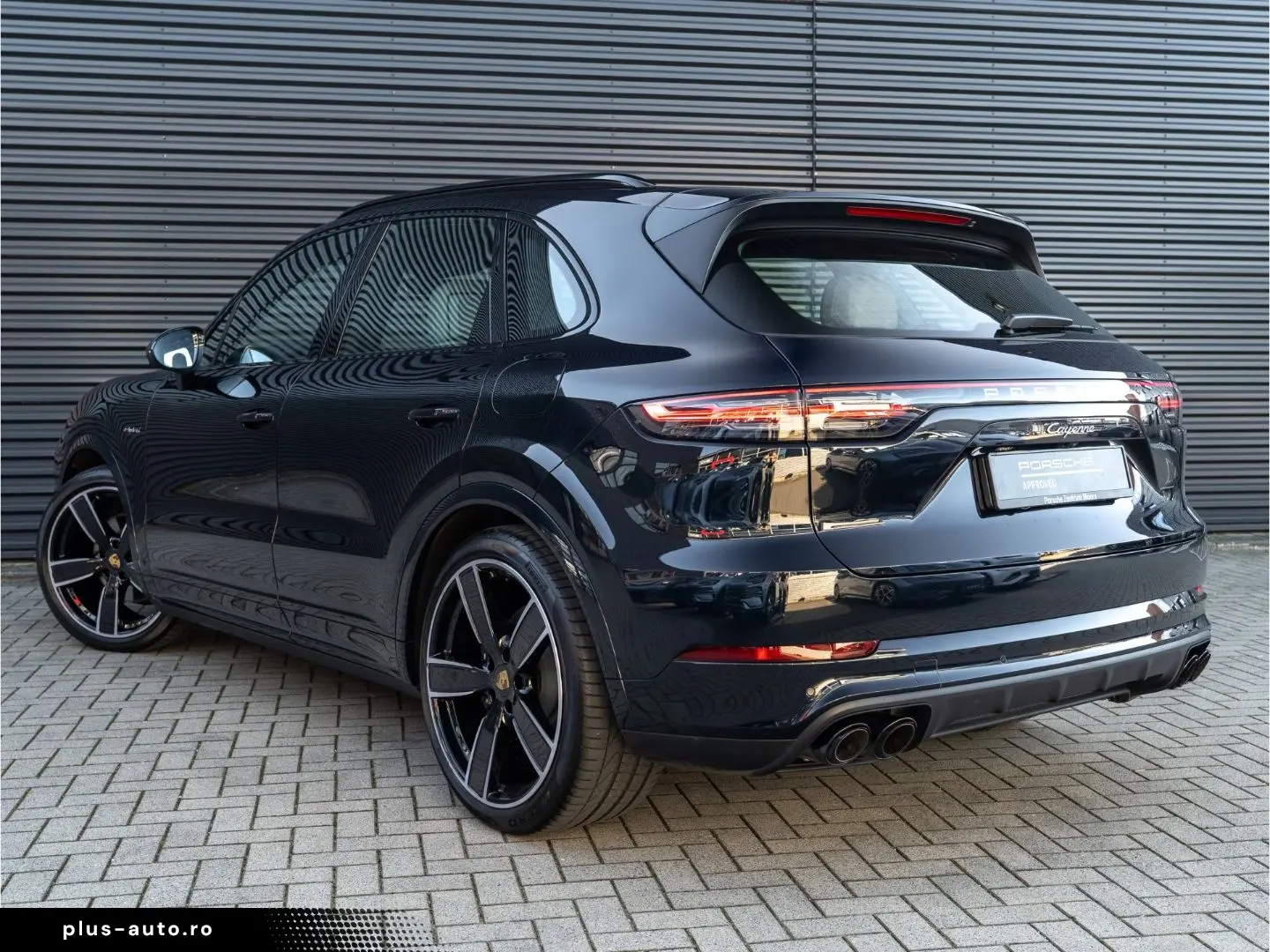 PORSCHE Cayenne E-Hy NiVision SoftClo InnoDr AirSusp Ventil