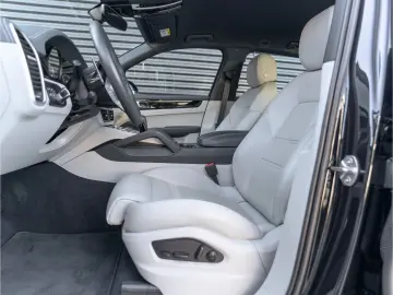 PORSCHE Cayenne E-Hy NiVision SoftClo InnoDr AirSusp Ventil